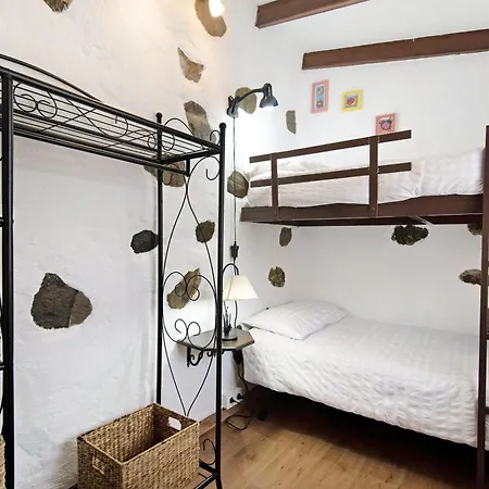 Casa Abuelo Paco Vega de San Mateo